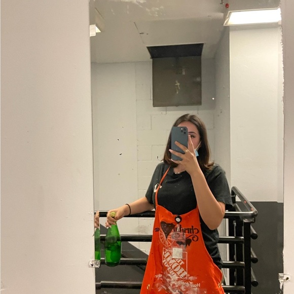 Meet your Posher, Chrystal - Picture 3 of 4